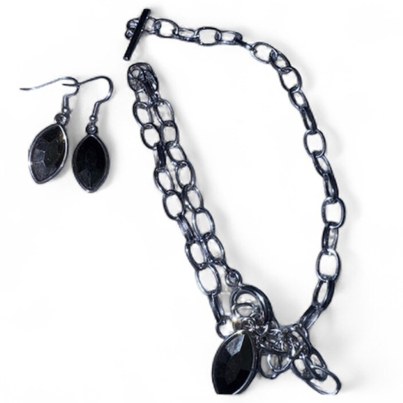 paparazzi Jewelry - Paparazzi Dark Silver Jewelry Set